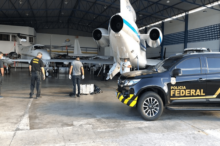 Apreendido no Brasil jacto com meia tonelada de cocaína com destino a Portugal