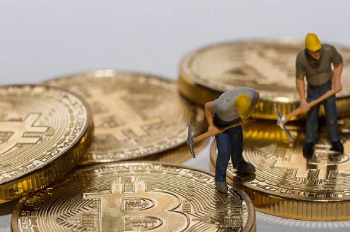 DIIP: Detidos cidadãos asiáticos por mineração de criptomoedas