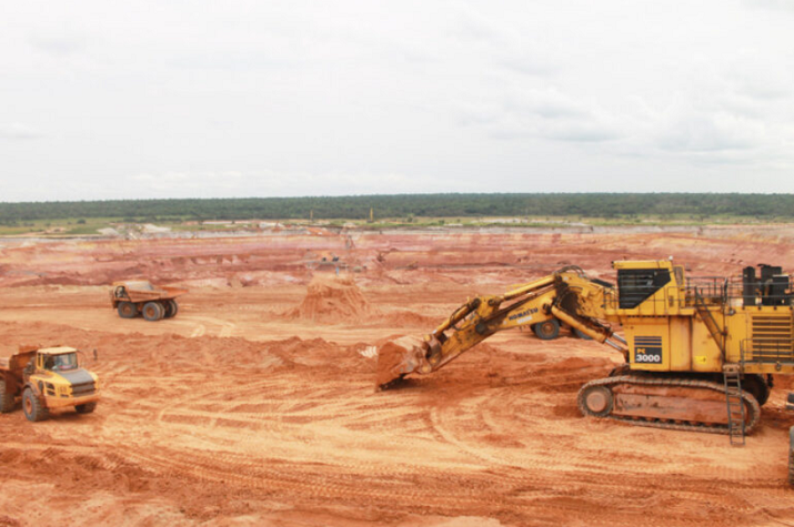 Rotura em sistema de mina de diamantes de Catoca causa catástrofe ambiental na RDC