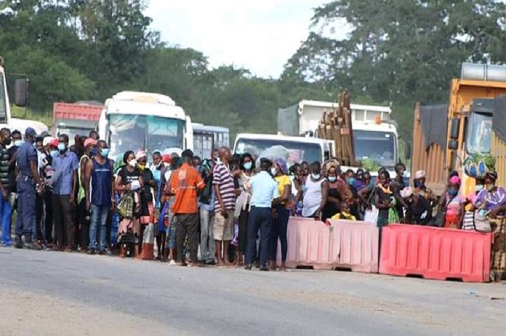 Levantada cerca sanitária de Luanda