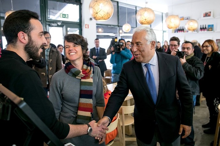 Primeiro-ministro português e o ex-Presidente da República estiveram com suspeito de terrorismo enquanto este era investigado