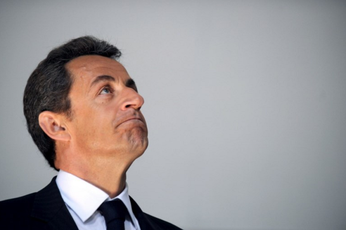 Sarkozy condenado a um ano de prisão por financiamento ilegal de campanha