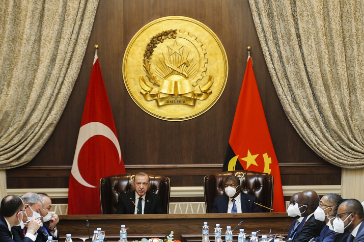 Turquia anuncia crédito de 500 milhões de dólares para Angola