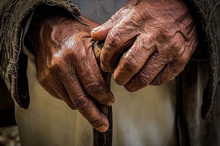 Anciã de 89 anos de idade violada por dois jovens de 22 e 24 anos no Cuito