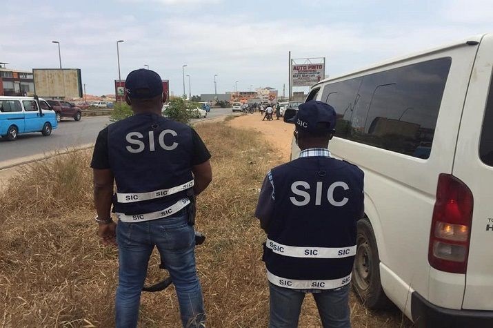 Oito pessoas feitas reféns por falsos taxistas em Luanda  