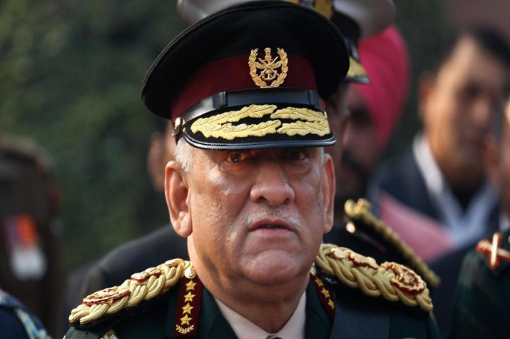 Comandante do Estado-Maior da Índia morre em acidente de helicóptero