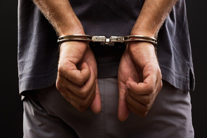 Detido médico cubano por abusar sexual paciente de 16 anos de idade