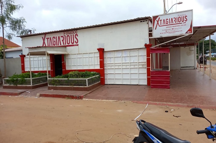 Endividado até ao pescoço: Dono da Xtagiarious está a ser ‘caçado’ por clientes e trabalhadores