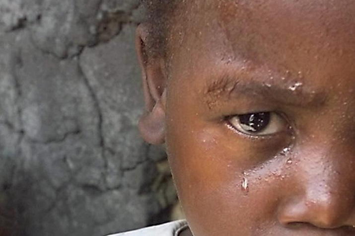 Professor de 34 anos de idade abusa sexualmente enteada de 8 anos