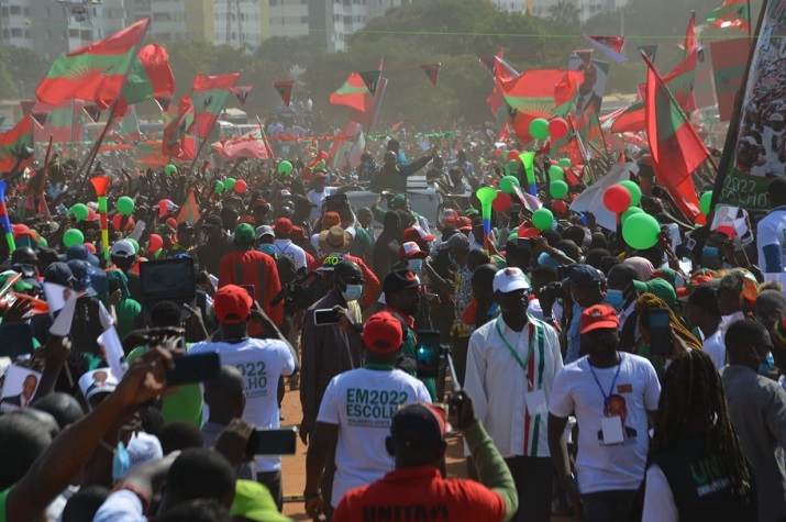UNITA 'exibe' força em Luanda