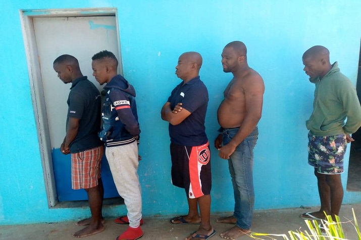 Nigerianos e angolanos apanhados em crime de clonagem de cartões multicaixa e transferências fraudulentas