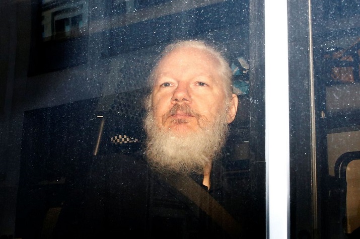 Reino Unido aprova extradição de Julian Assange para os EUA