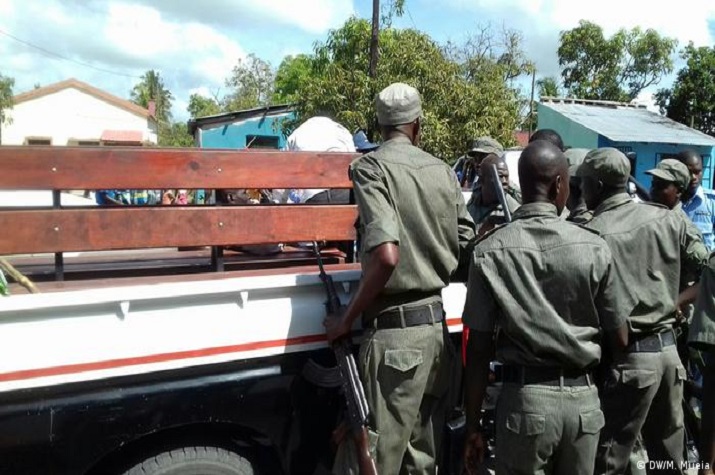 Criança encontrada sem língua e perna numa vala de drenagem no centro de Moçambique
