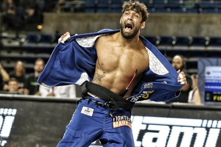Campeão mundial de jiu-jitsu morto a tiro numa festa em São Paulo