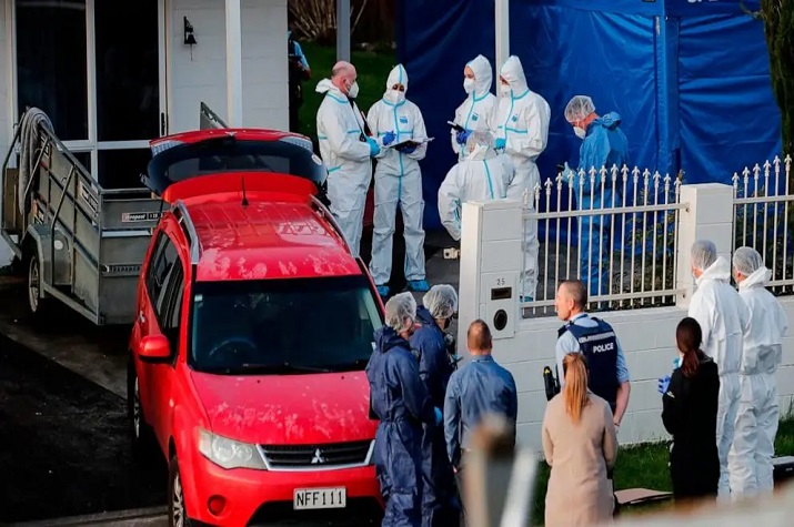 Encontrados restos mortais de crianças em malas vendidas em leilão na Nova Zelândia
