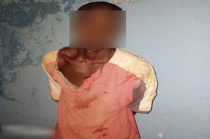 Jovem de 24 anos mata filha à facada por alegada traição da esposa, criança tinha 2 anos de idade  