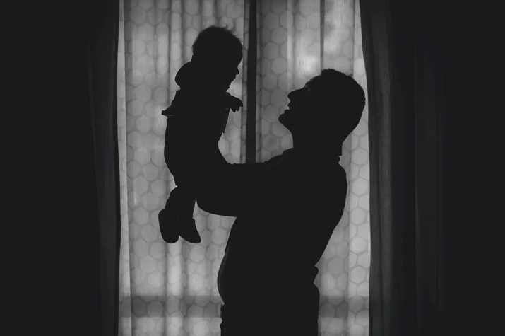 Homem violou as filhas e é pai da neta que também engravidou dele