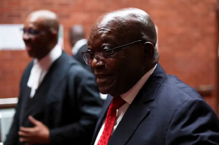 Jacob Zuma recebe perdão especial e fica em liberdade