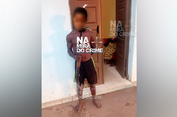 Jovem de 22 anos mata enteado de um ano com tiro de carabina