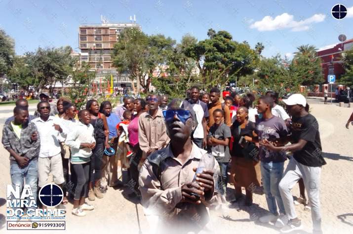 Lubango: Deficientes visuais realizam manifestação para exigir efectivação de promessas do Presidente da República  