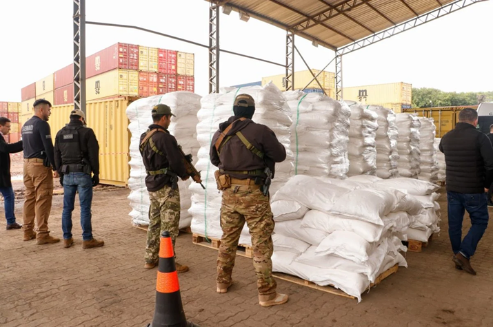 Polícia do Paraguai apreende 4 toneladas de cocaína que seriam enviadas para Europa