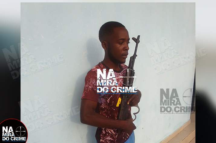 Na Quibala: SMIIP captura bandido em posse de uma AKM em bom estado técnico e fardamento da polícia