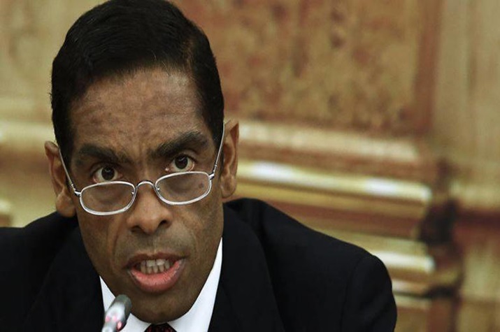 Caso BES Angola: Álvaro Sobrinho condenado a pagar 204 euros por faltar a julgamento