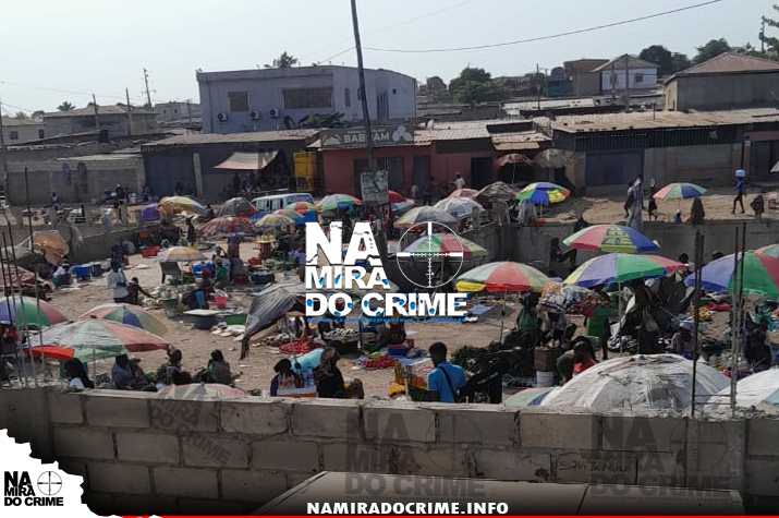 Fiscais da administração municipal do Kilamba Kiaxi acusados de criar mercado clandestino e incentivar a venda desordenada na rua da Teixeira
