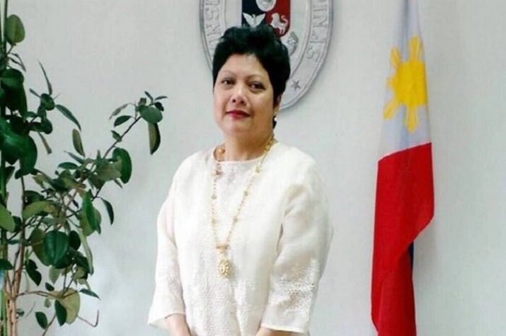 Presidente das Filipinas demite embaixadora no Brasil filmada a agredir funcionária