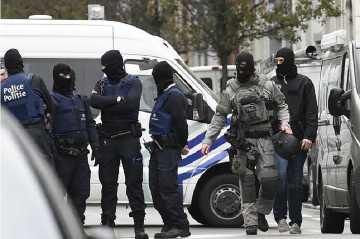 Polícia belga apreendeu 17 toneladas de cocaína e 1,2 milhões de euros