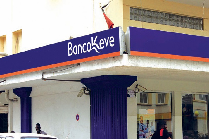 Meliantes assaltam banco Keve de Viana
