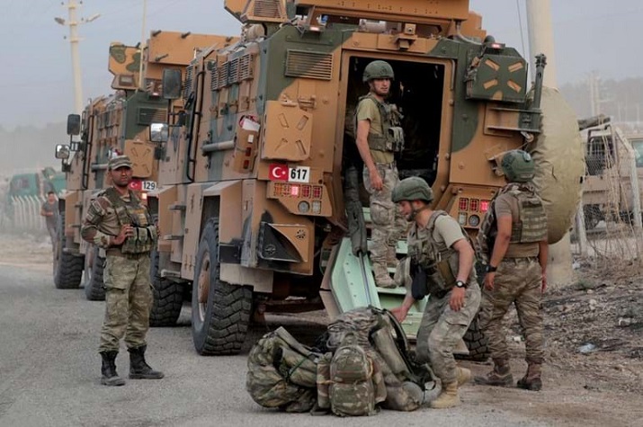 Turquia bombardeia forças especiais dos Estados Unidos "por engano"