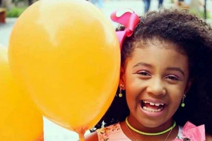 Brasil: Ágatha tinha oito anos e morreu com tiro da Polícia nas costas