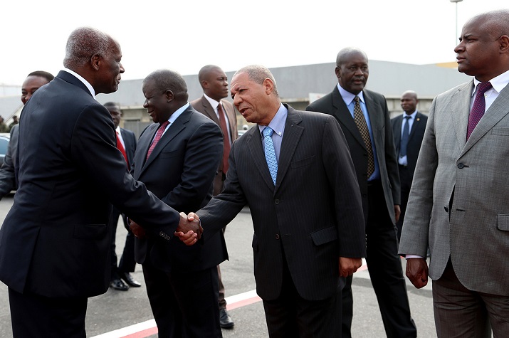  Grupo de generais quer deslocar-se ao Reino de Espanha para visitar o ex-presidente José Eduardo dos Santos