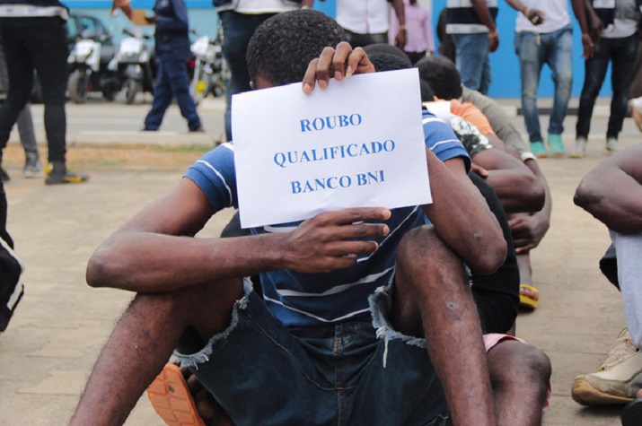 Detidos suspeitos de desvio de dinheiro de contas bancárias de particulares