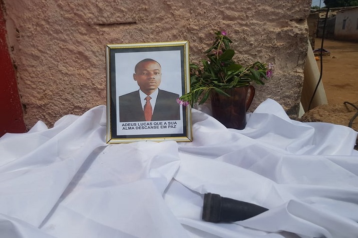 Jovem assassinado com golpes de faca no pescoço e coração por cobrar dívida de 500 kwanzas