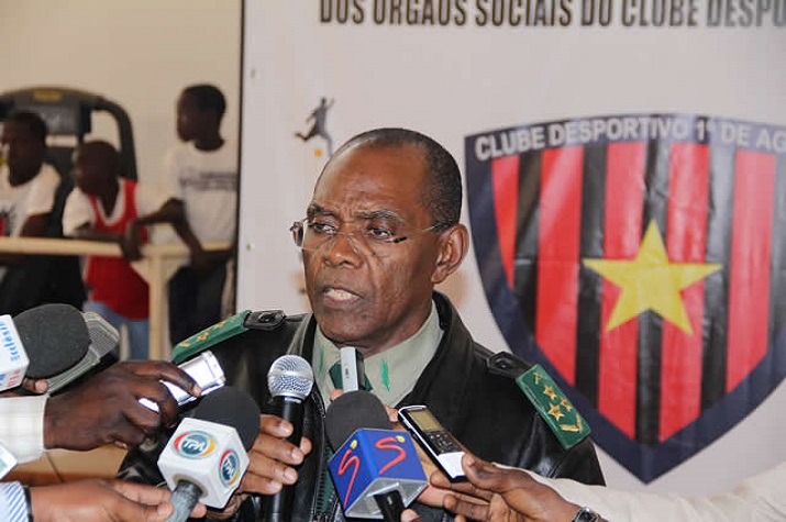 General Hendrick 'rapta' atleta do 1º de Agosto